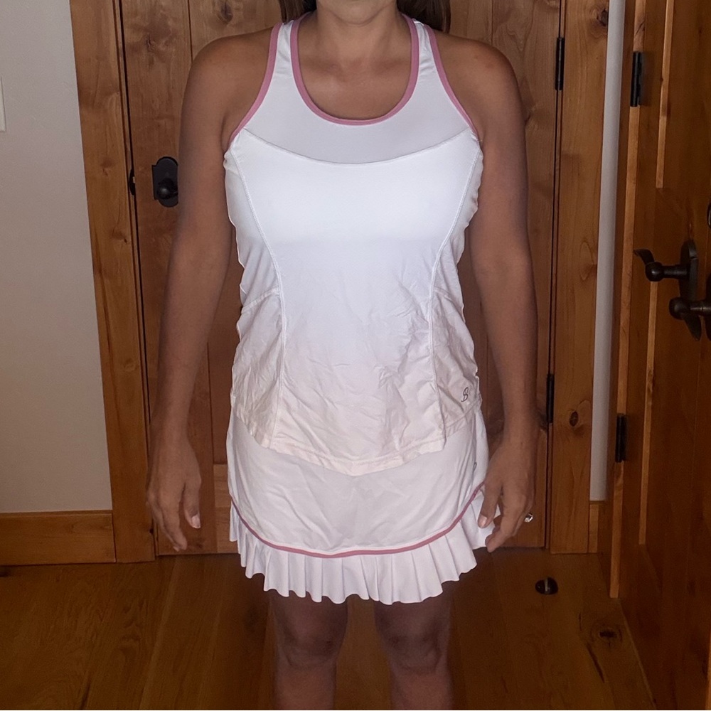Sofibella White & Pink Strappy Racerback Tennis/Workout Tank – Women’s Large - Picture 5 of 6